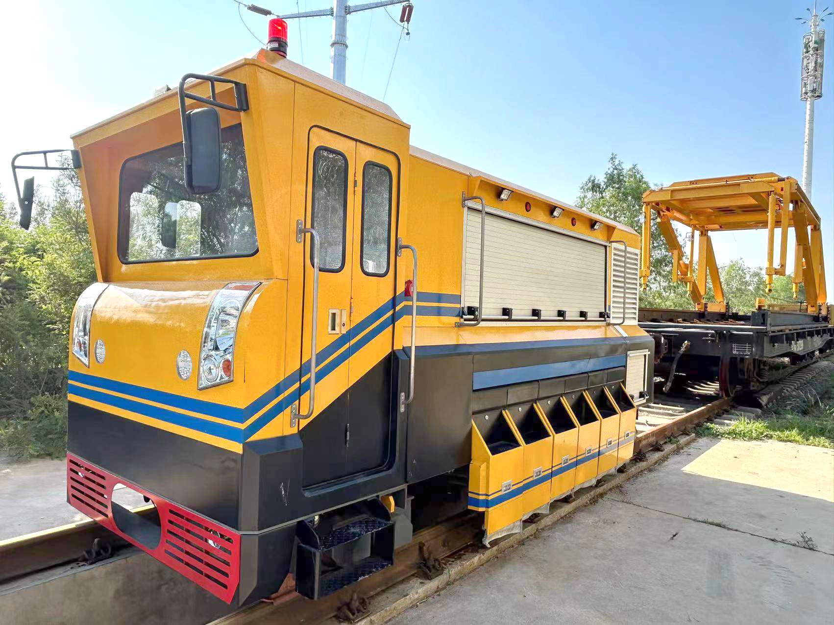 Equipo de acabado y molienda inteligente de tama&ntilde;o mediano