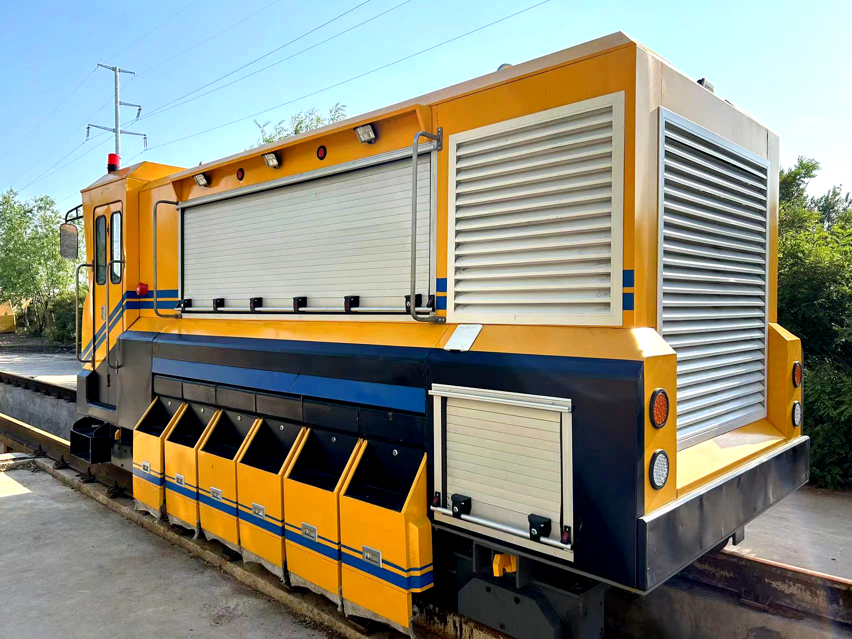 Equipo de acabado y molienda inteligente de tama&ntilde;o mediano